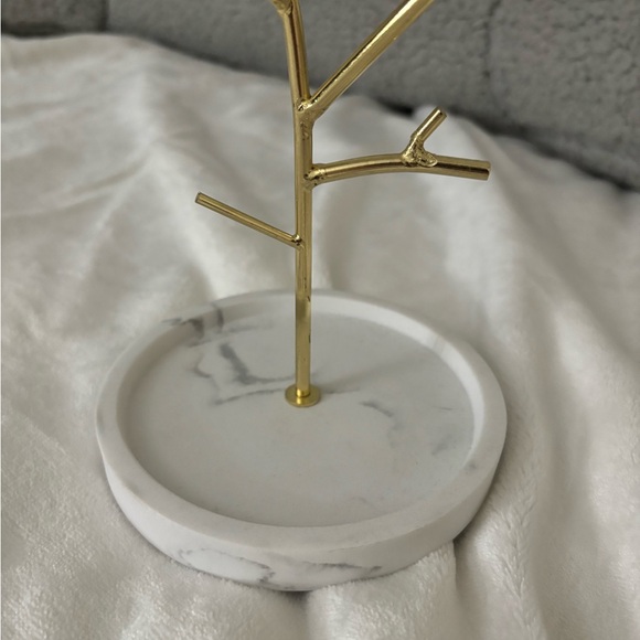 rachel zoe gold and marble tree jewelry holder ! - Picture 2 of 4